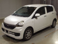 2013 Daihatsu Mira e:S