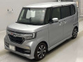 2019 Honda N-BOX CUSTOM