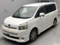 2007 Toyota Voxy