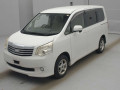 2010 Toyota Noah