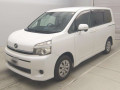 2011 Toyota Voxy