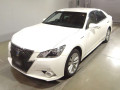 2015 Toyota Crown Hybrid