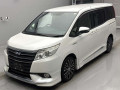 2015 Toyota Noah