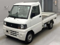 2004 Mitsubishi Minicab Truck