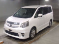 2012 Toyota Noah