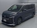2022 Toyota Voxy