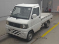 2003 Mitsubishi Minicab Truck