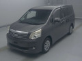2011 Toyota Noah