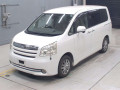 2009 Toyota Noah