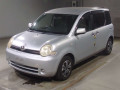 2005 Toyota Sienta