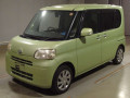 2011 Daihatsu Tanto