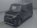 2021 Daihatsu Tanto Custom
