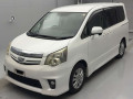 2010 Toyota Noah