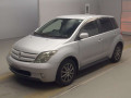 2005 Toyota IST
