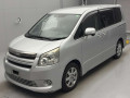 2007 Toyota Noah