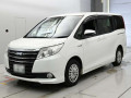 2016 Toyota Noah