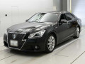 2014 Toyota Crown Hybrid