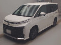 2025 Toyota Voxy