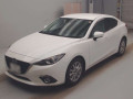 2016 Mazda Axela