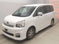 2011 Toyota Voxy