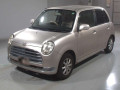 2005 Daihatsu Miragino