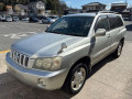 2001 Toyota Kluger V