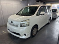 2009 Toyota Voxy