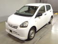 2013 Daihatsu Mira e:S
