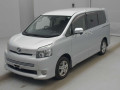 2009 Toyota Voxy