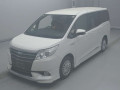 2016 Toyota Noah