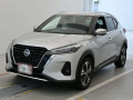 2024 Nissan KIX