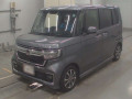 2021 Honda N-BOX CUSTOM