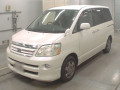2006 Toyota Noah