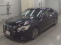 2013 Toyota Crown Hybrid