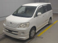 2002 Toyota Noah