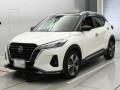 2022 Nissan KIX