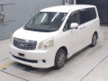 2013 Toyota Noah