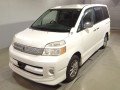 2006 Toyota Voxy