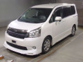 2009 Toyota Noah