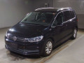 2017 Volkswagen Golf Touran