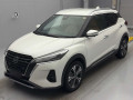 2021 Nissan KIX