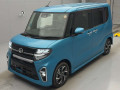 2022 Daihatsu Tanto Custom