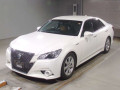 2014 Toyota Crown Hybrid