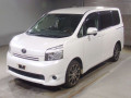 2007 Toyota Voxy