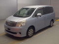 2010 Toyota Noah