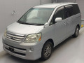 2007 Toyota Noah