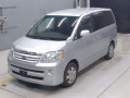 2007 Toyota Noah