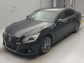 2013 Toyota Crown Hybrid