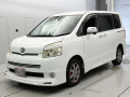 2010 Toyota Voxy