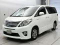 2013 Toyota Alphard Hybrid